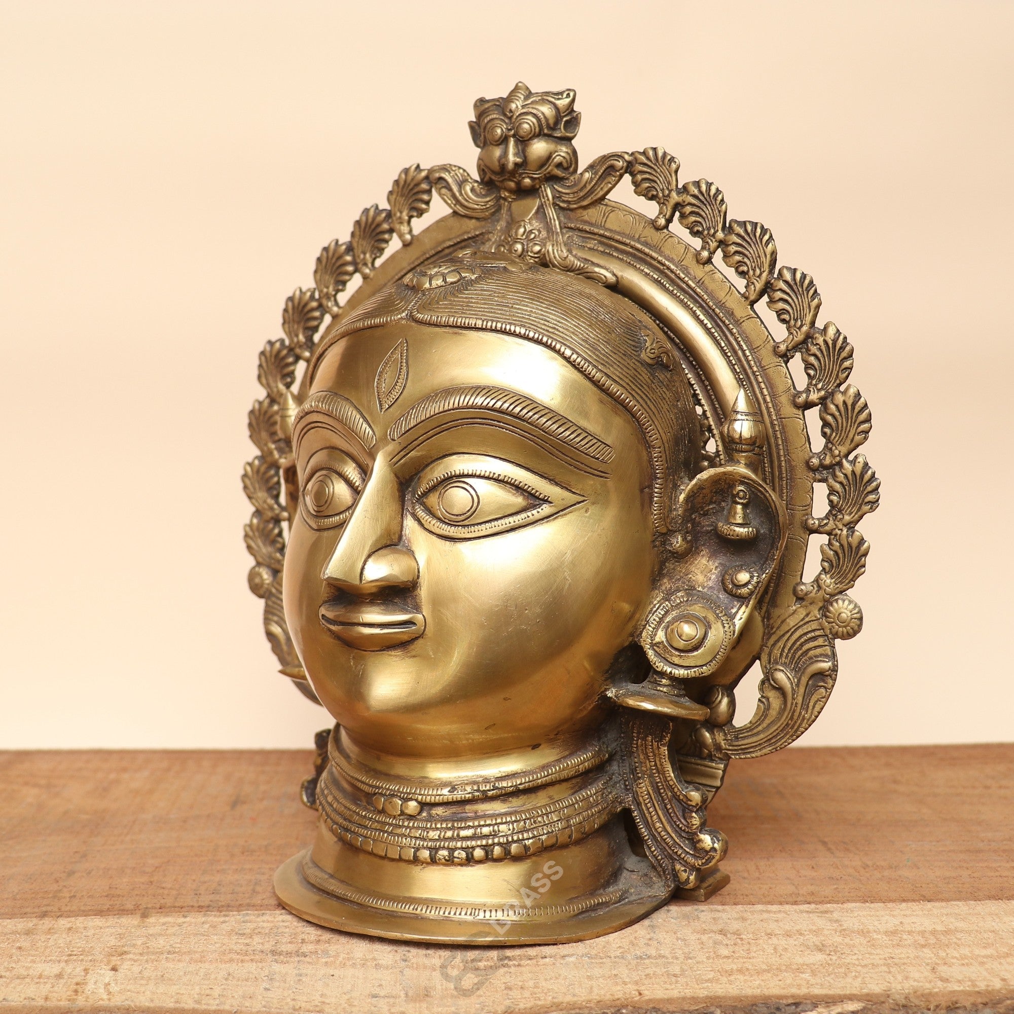 Handcrafted Brass Parvati Mukhalingam with Prabhavali